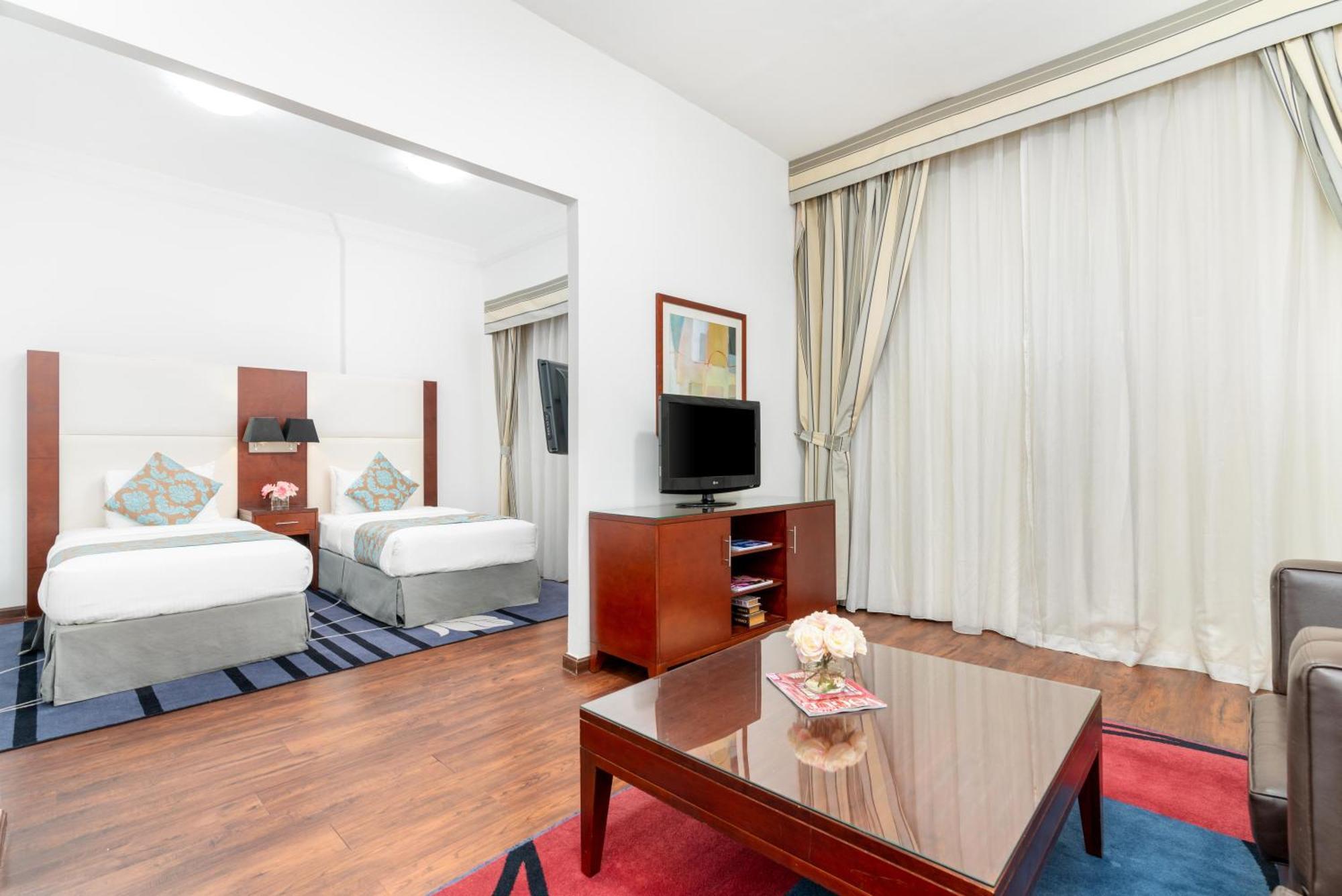 Golden Sands Hotel & Residences Шарджа Номер фото