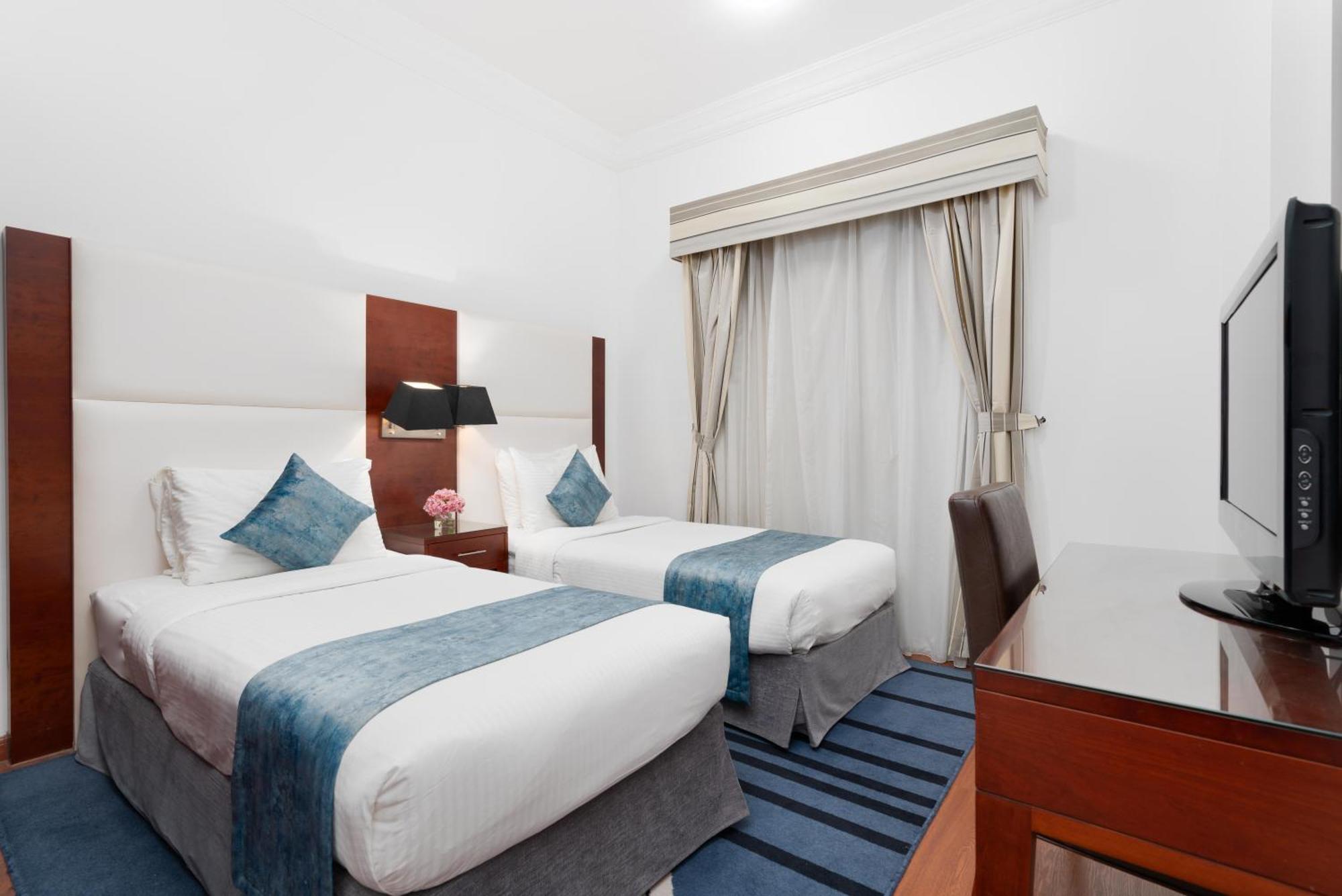 Golden Sands Hotel & Residences Шарджа Номер фото